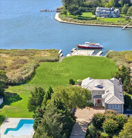 26 Sunset Avenue East Quogue NY 11942