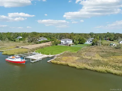 26 Sunset Avenue East Quogue NY 11942