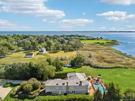 26 Sunset Avenue East Quogue NY 11942