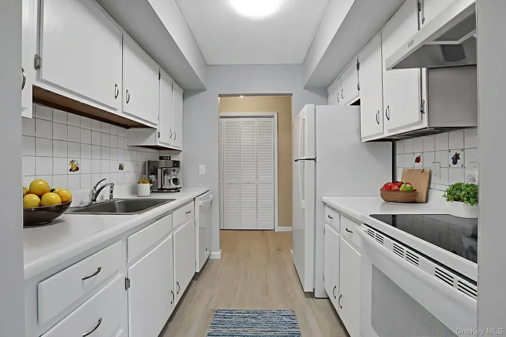 2104 Cherry Hill Drive Poughkeepsie NY 12603