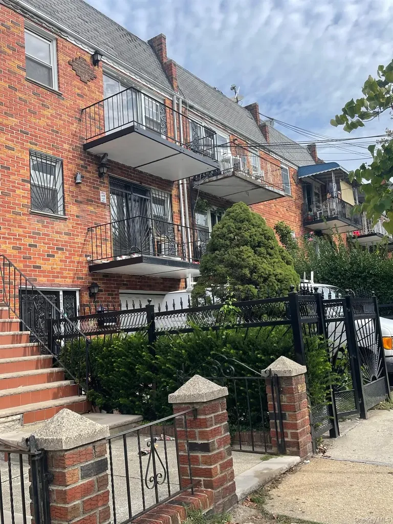 11021 55th Avenue Corona NY 11368