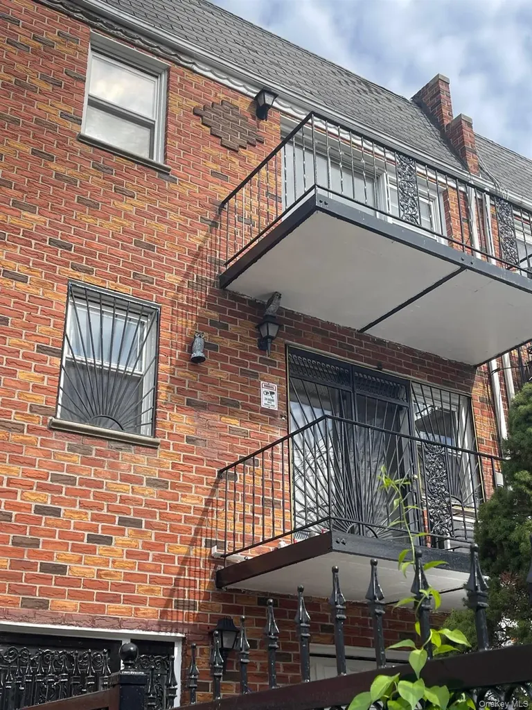11021 55th Avenue Corona NY 11368