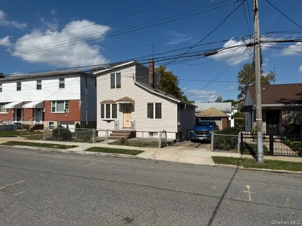 154-09 21 Avenue Whitestone NY 11357