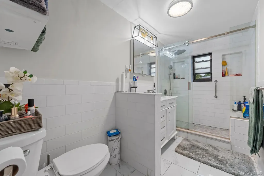 1054 Evergreen Avenue Bronx NY 10472