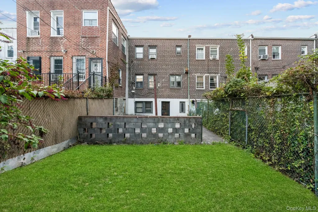 1054 Evergreen Avenue Bronx NY 10472