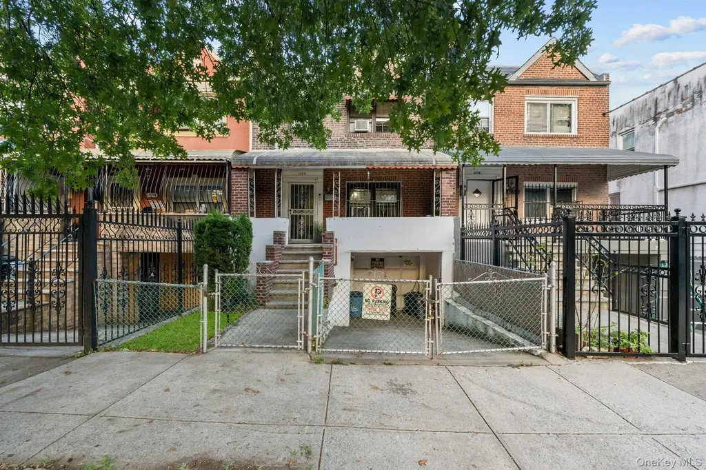 1054 Evergreen Avenue Bronx NY 10472