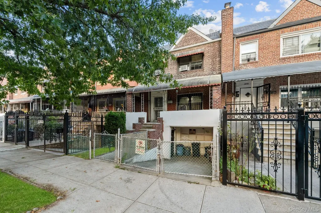 1054 Evergreen Avenue Bronx NY 10472