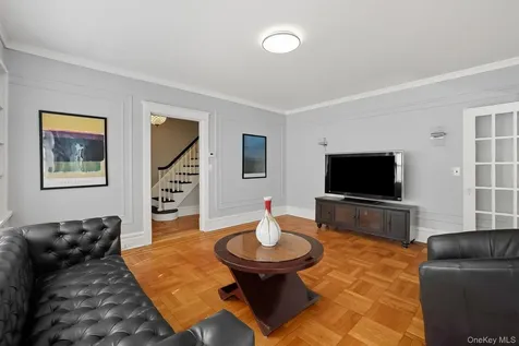 1 Lynwood Road Scarsdale NY 10583