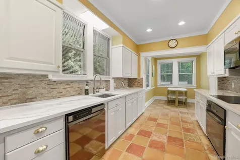 1 Lynwood Road Scarsdale NY 10583