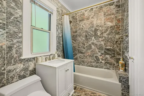 1 Lynwood Road Scarsdale NY 10583