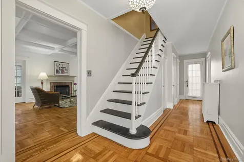 1 Lynwood Road Scarsdale NY 10583