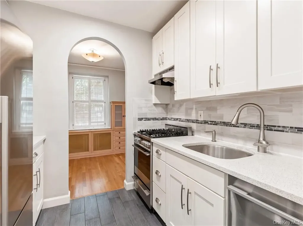 270 Bronxville Road Bronxville NY 10708
