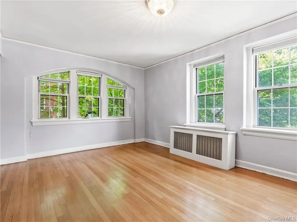 270 Bronxville Road Bronxville NY 10708