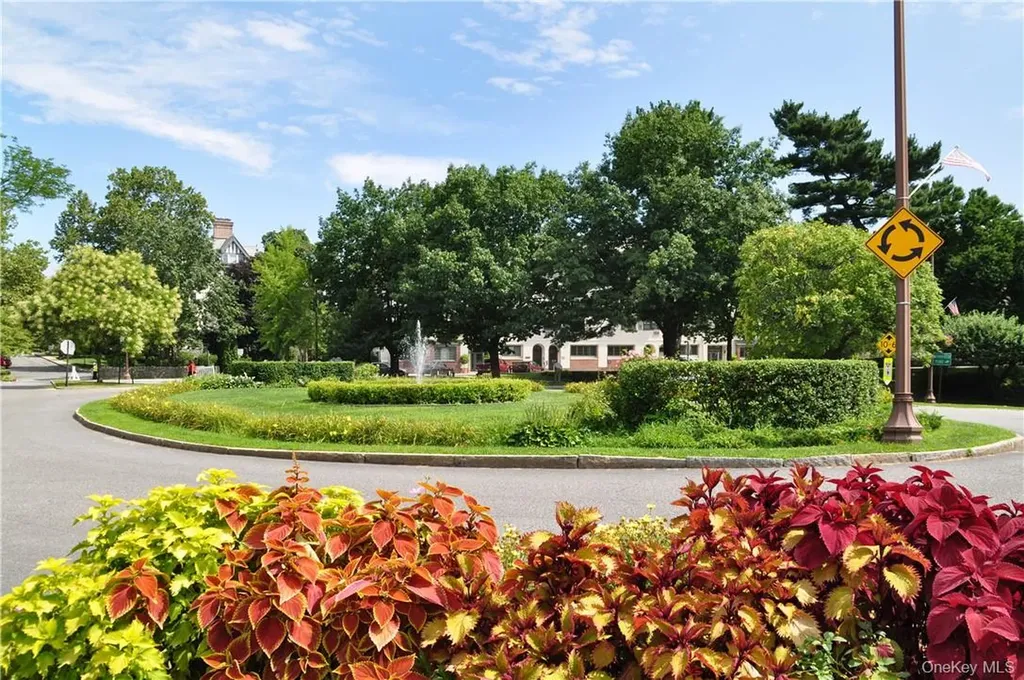 270 Bronxville Road Bronxville NY 10708