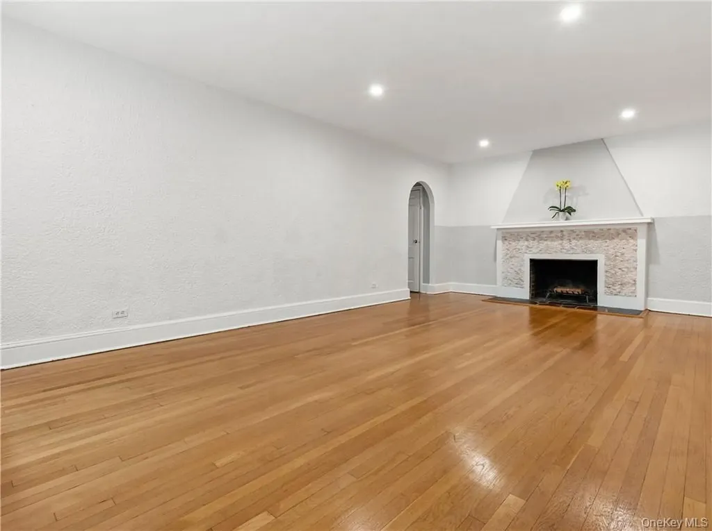 270 Bronxville Road Bronxville NY 10708