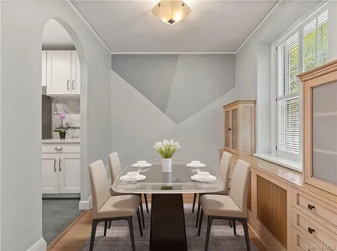 270 Bronxville Road Bronxville NY 10708