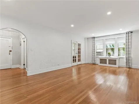 270 Bronxville Road Bronxville NY 10708