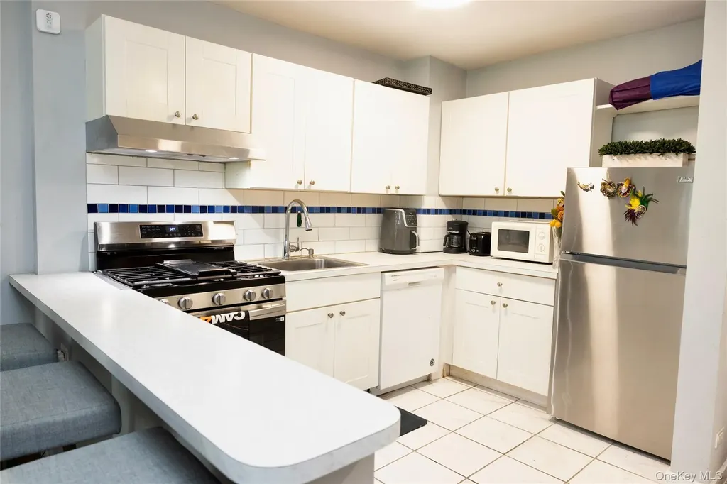 3200 Netherland Avenue Bronx NY 10463