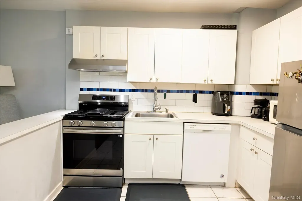 3200 Netherland Avenue Bronx NY 10463