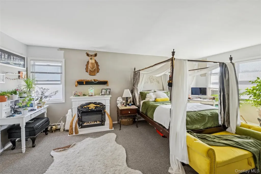 622 Old Country Road Plainview NY 11803