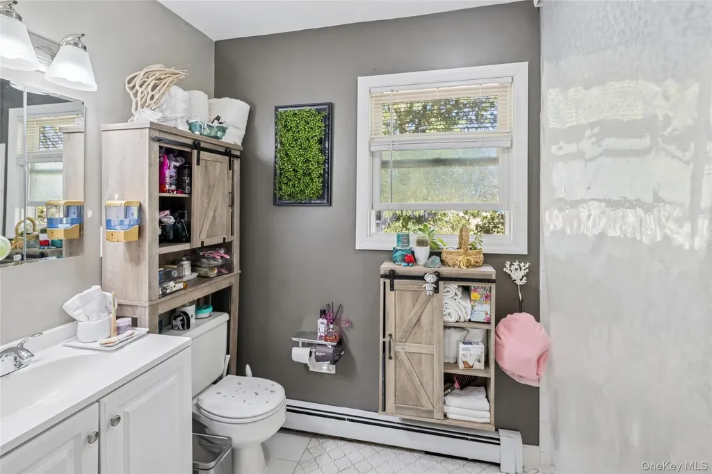 622 Old Country Road Plainview NY 11803
