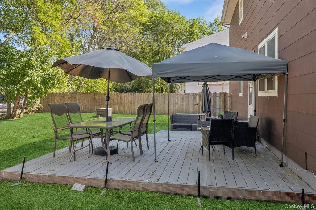 622 Old Country Road Plainview NY 11803