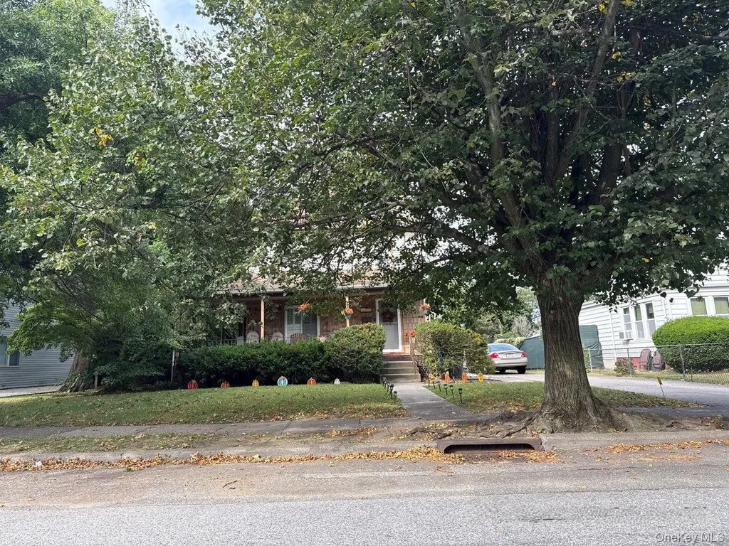 2684 Park Avenue Baldwin NY 11510