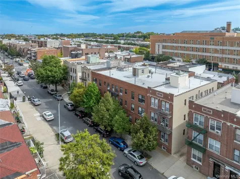 31-23 47th Street Astoria NY 11103