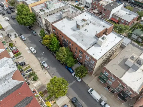 31-23 47th Street Astoria NY 11103
