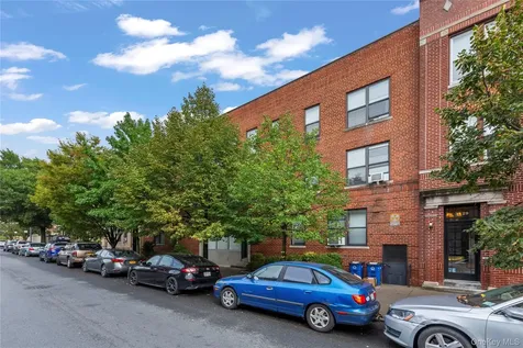 31-23 47th Street Astoria NY 11103