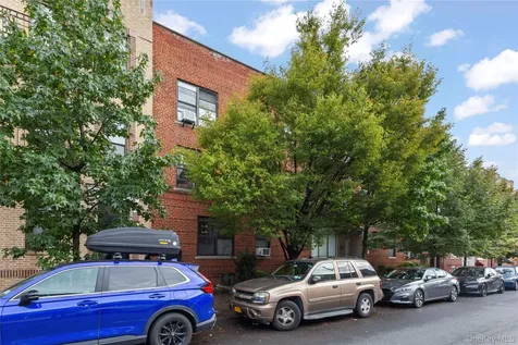 31-23 47th Street Astoria NY 11103