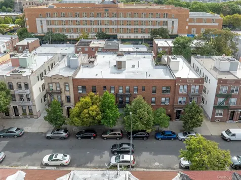 31-23 47th Street Astoria NY 11103