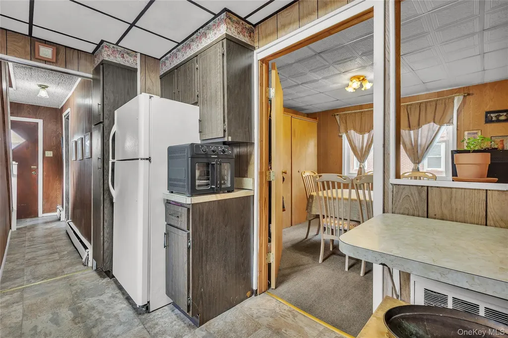266 Biltmore Avenue Elmont NY 11003