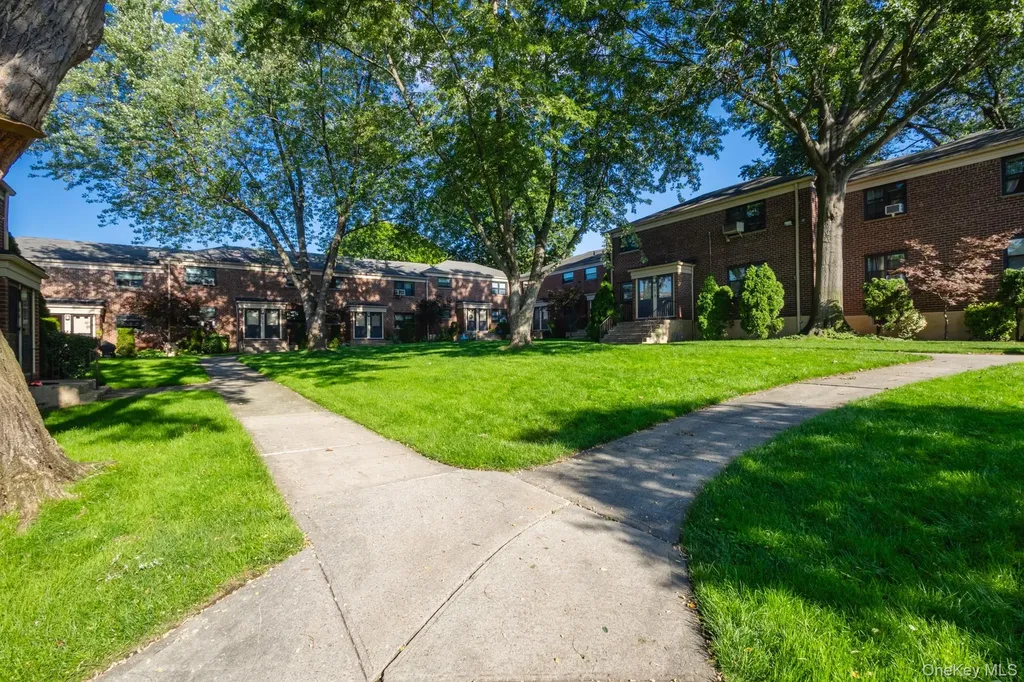 74-67 220th Street Bayside NY 11364