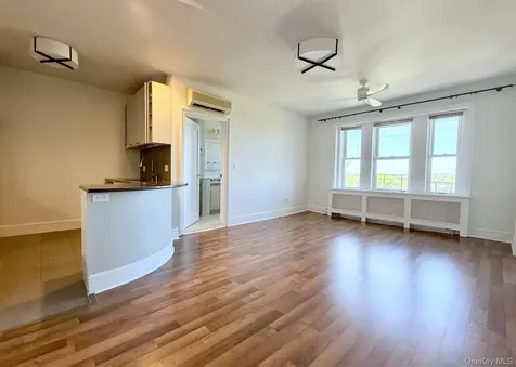 490 Bleeker Avenue Mamaroneck NY 10543