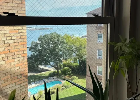 490 Bleeker Avenue Mamaroneck NY 10543
