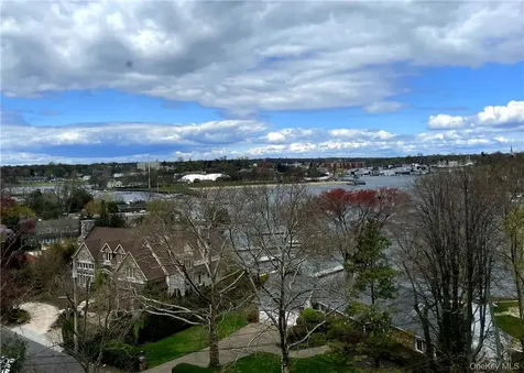 490 Bleeker Avenue Mamaroneck NY 10543