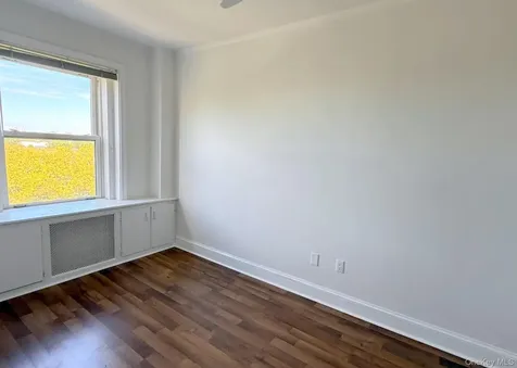 490 Bleeker Avenue Mamaroneck NY 10543