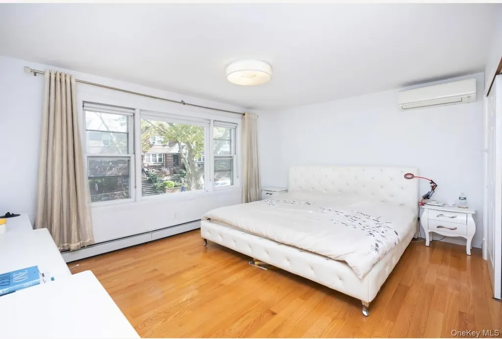 5224 66th Street Maspeth NY 11378