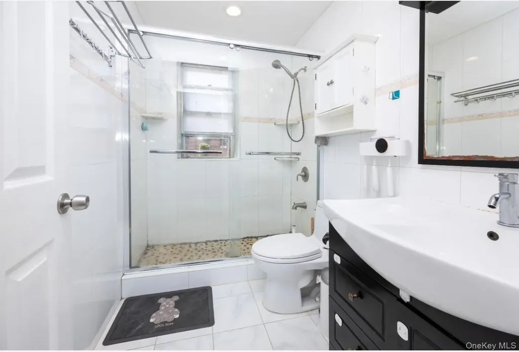 5224 66th Street Maspeth NY 11378