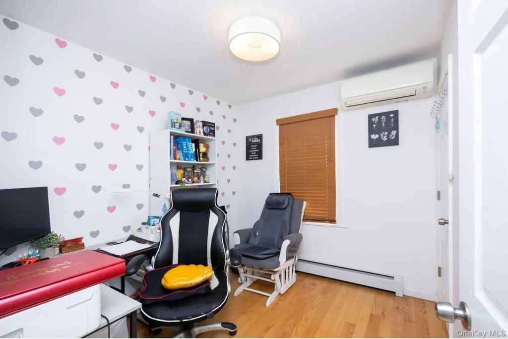 5224 66th Street Maspeth NY 11378
