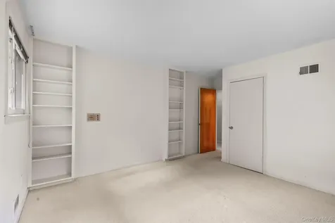 3 Troy Lane Bedford NY 10506