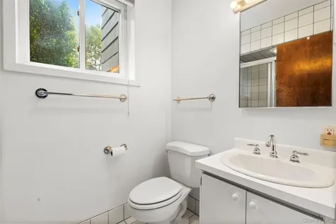 3 Troy Lane Bedford NY 10506