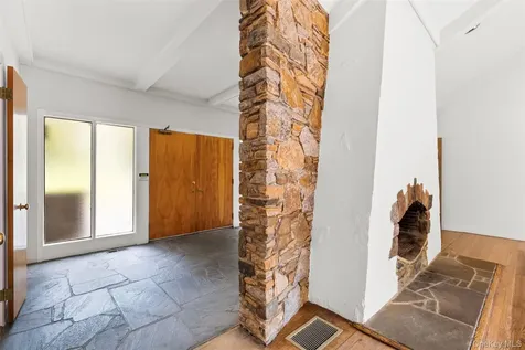 3 Troy Lane Bedford NY 10506