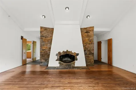 3 Troy Lane Bedford NY 10506