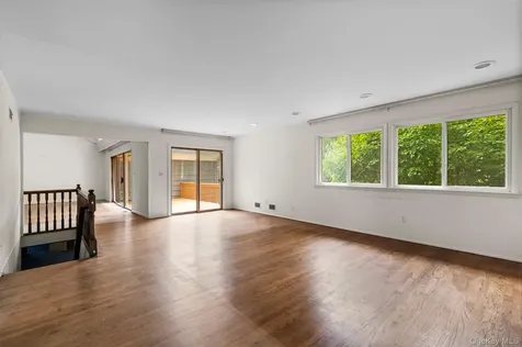 3 Troy Lane Bedford NY 10506