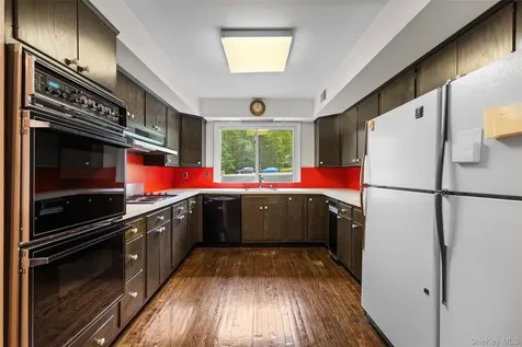 3 Troy Lane Bedford NY 10506