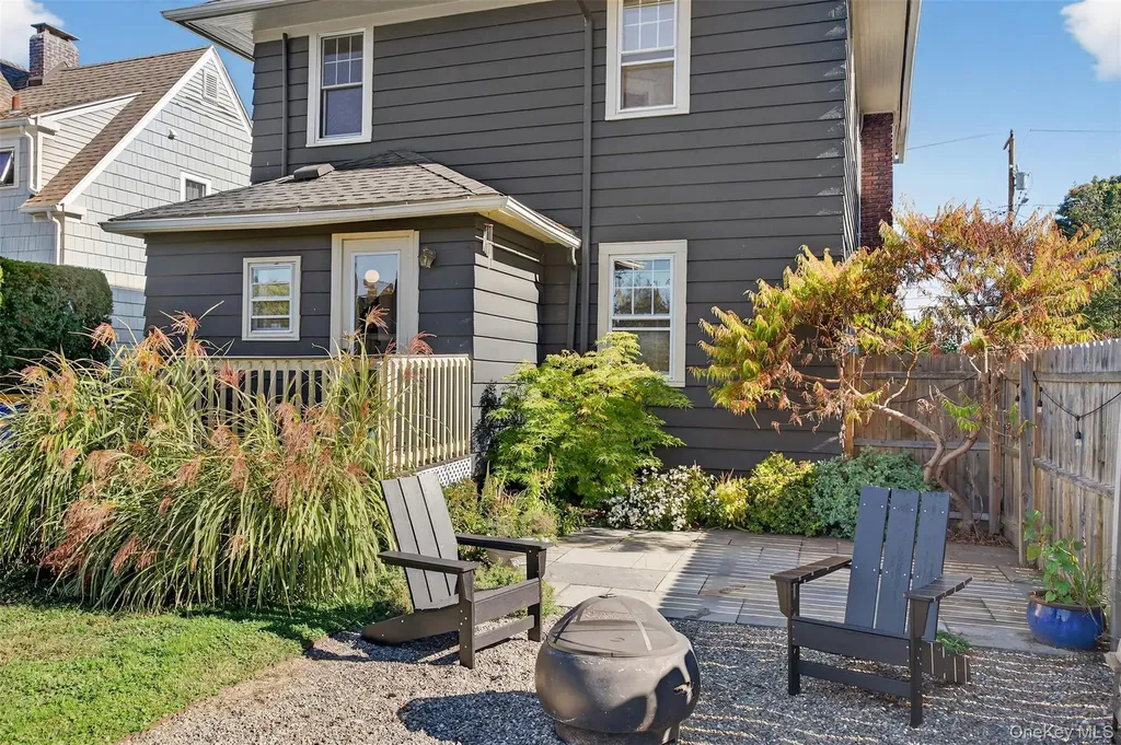 35 Roosevelt Avenue Kingston NY 12401
