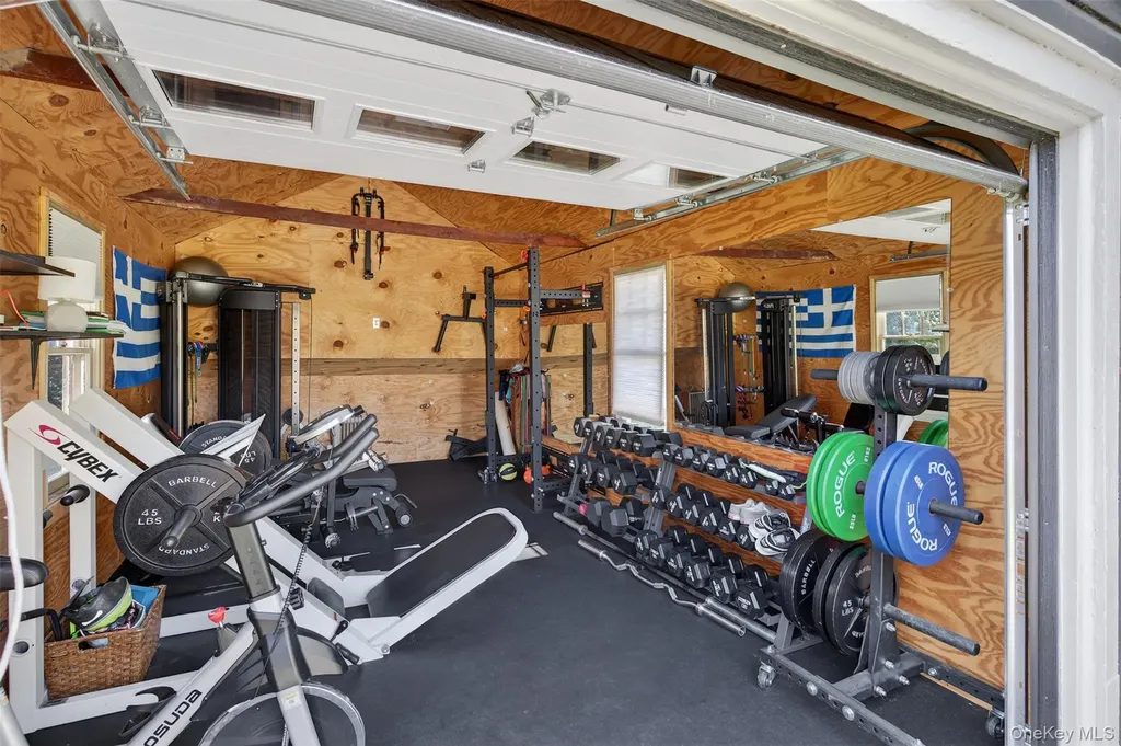 35 Roosevelt Avenue Kingston NY 12401