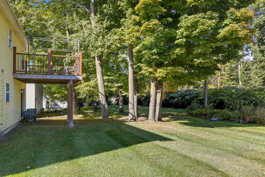 19 Hawk Lane Poughkeepsie NY 12601